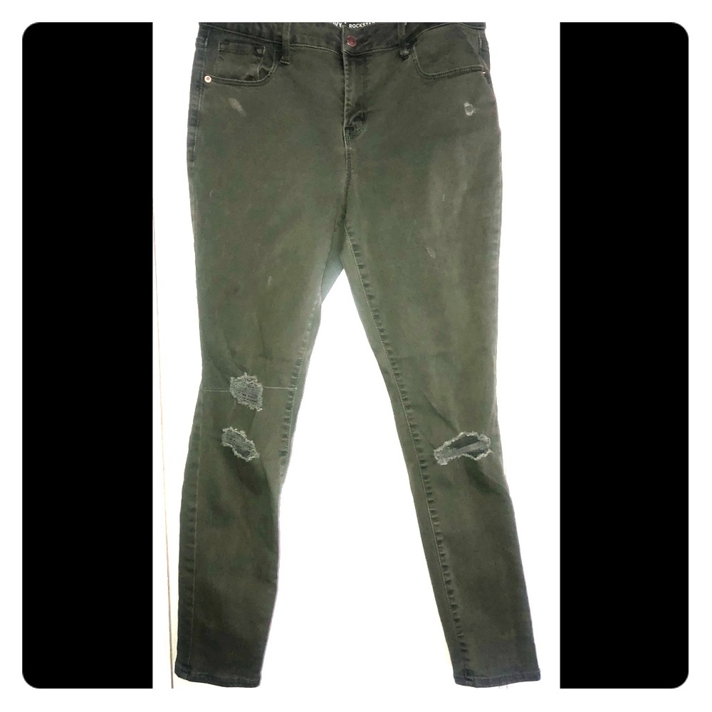 👖 Old Navy Rockstar Mid rise Skinny Jeans 👖